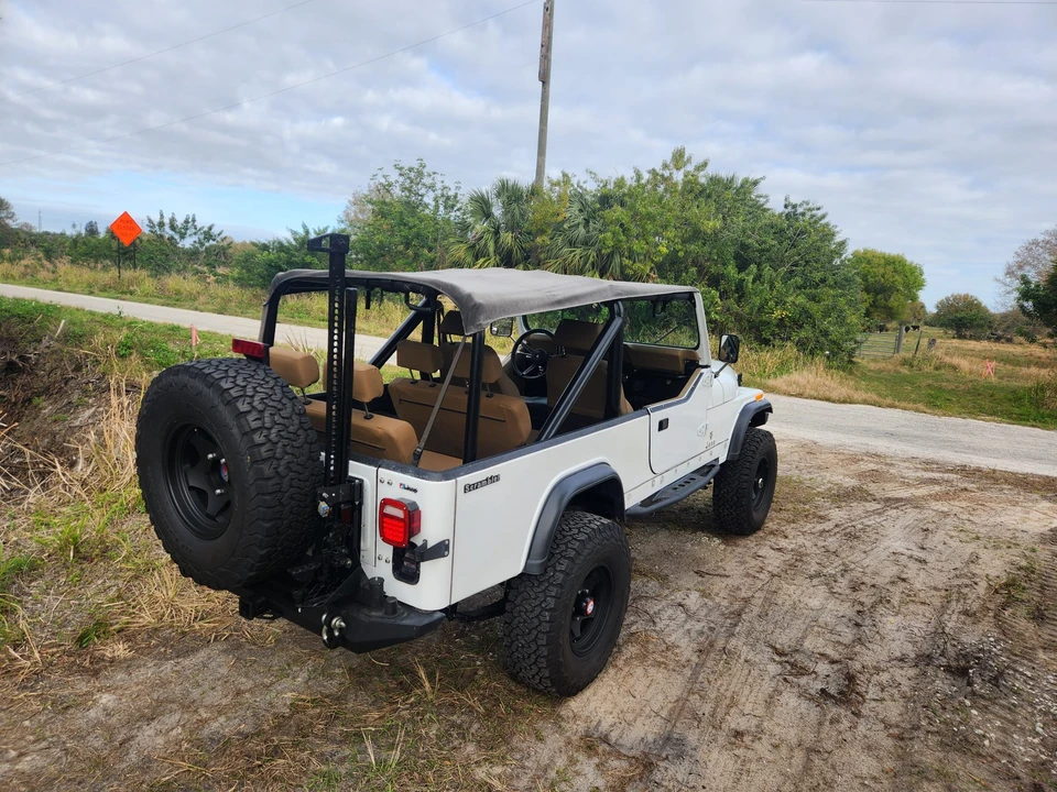 1981 Jeep CJ8 Scrambler - Image 6 of 31
