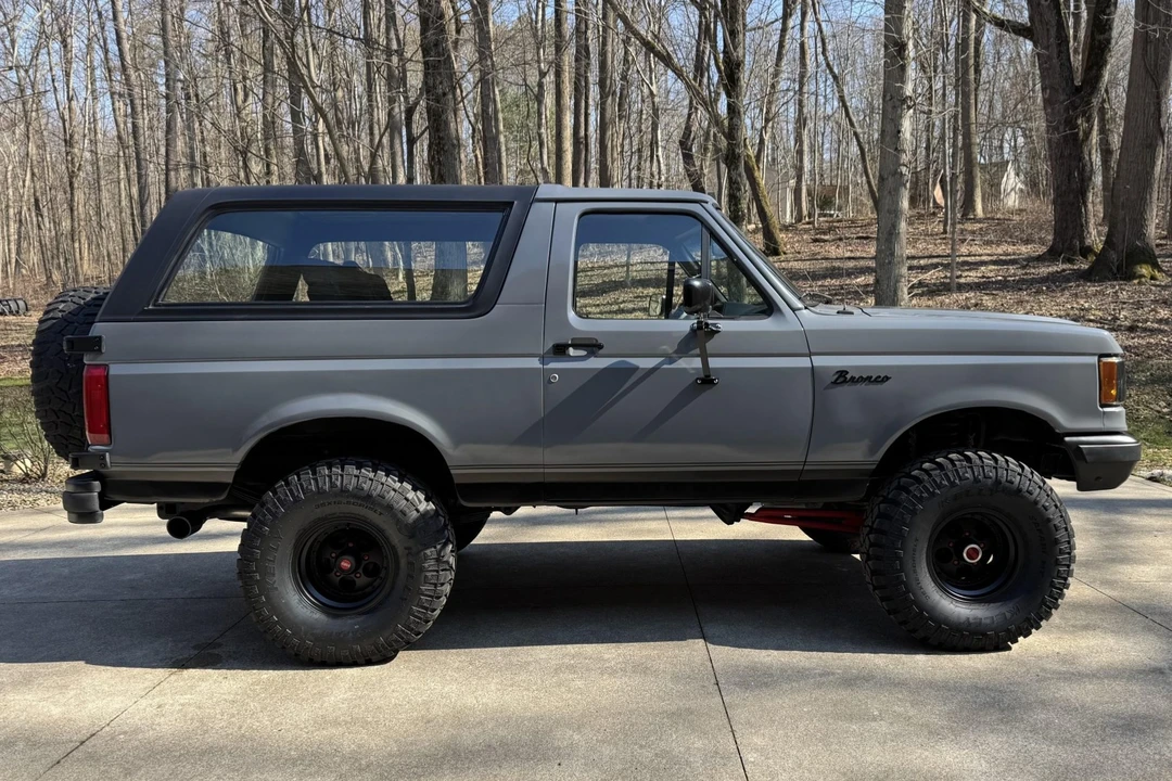 1988 Ford Bronco 4th Gen - Image 3 of 7