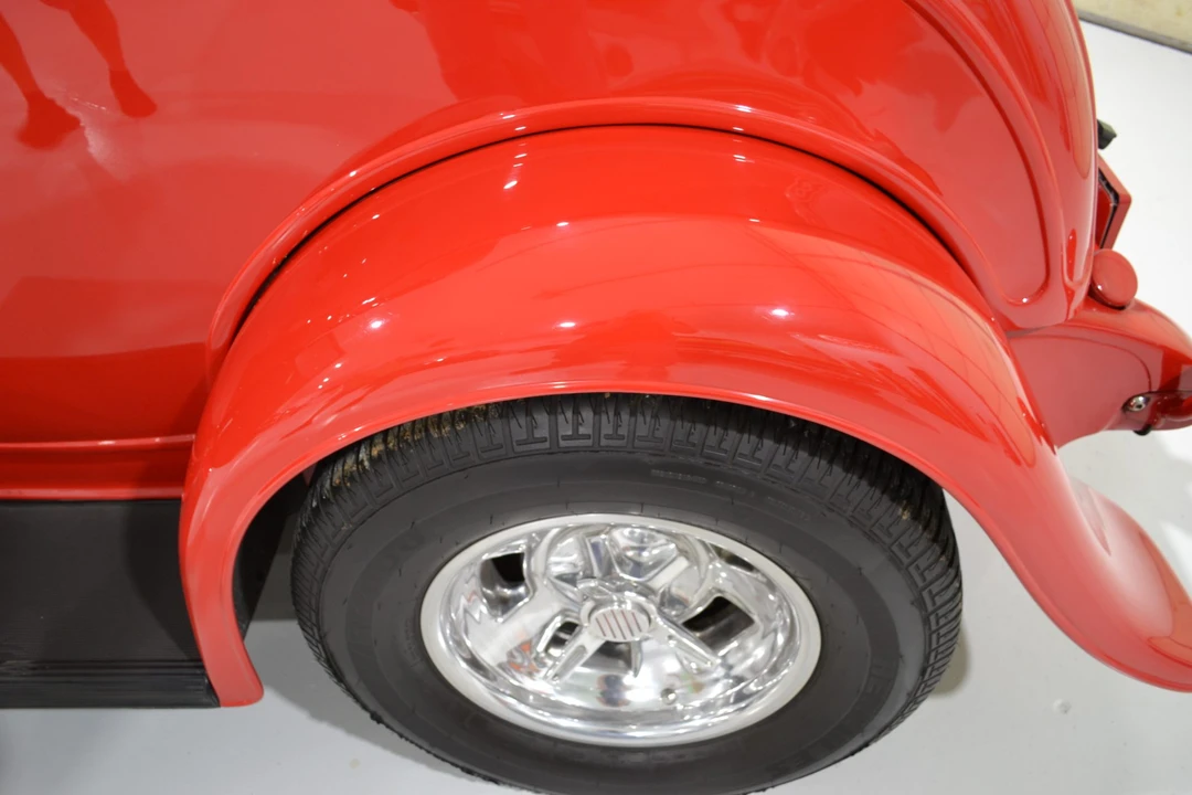 Ford Hot Rod - Image 28 of 31