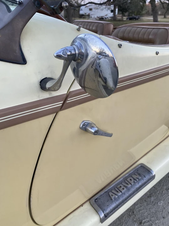 Auburn Speedster - Image 27 of 31