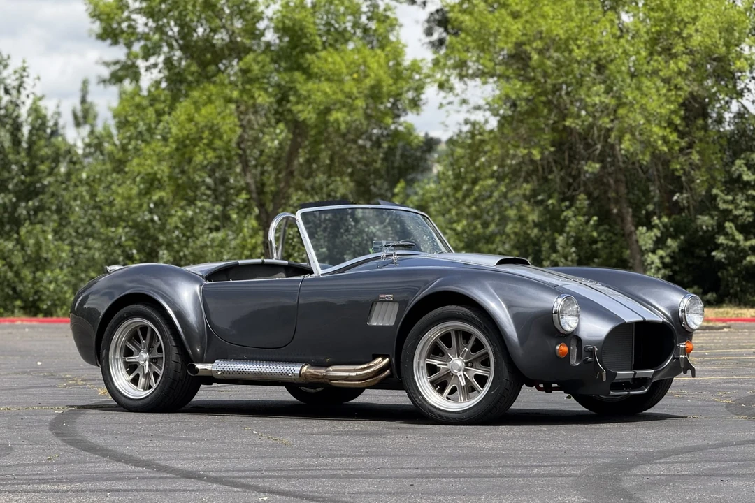 Shelby Cobra Replica - Image 10 of 31