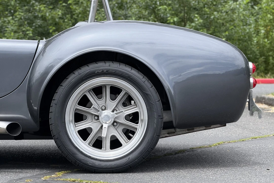 Shelby Cobra Replica - Image 31 of 31