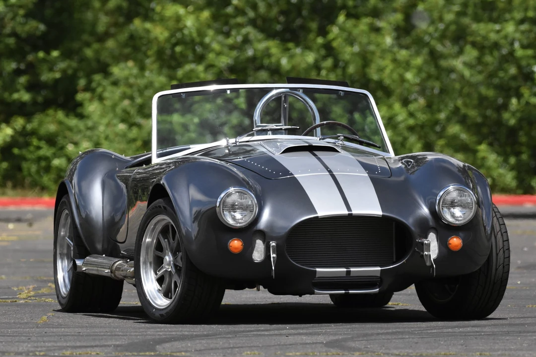 Shelby Cobra Replica - Image 5 of 31