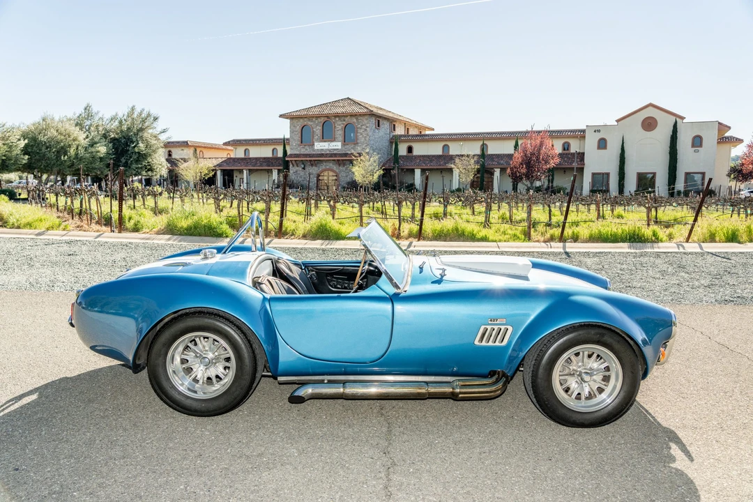 Shelby Cobra Replica - Image 11 of 31