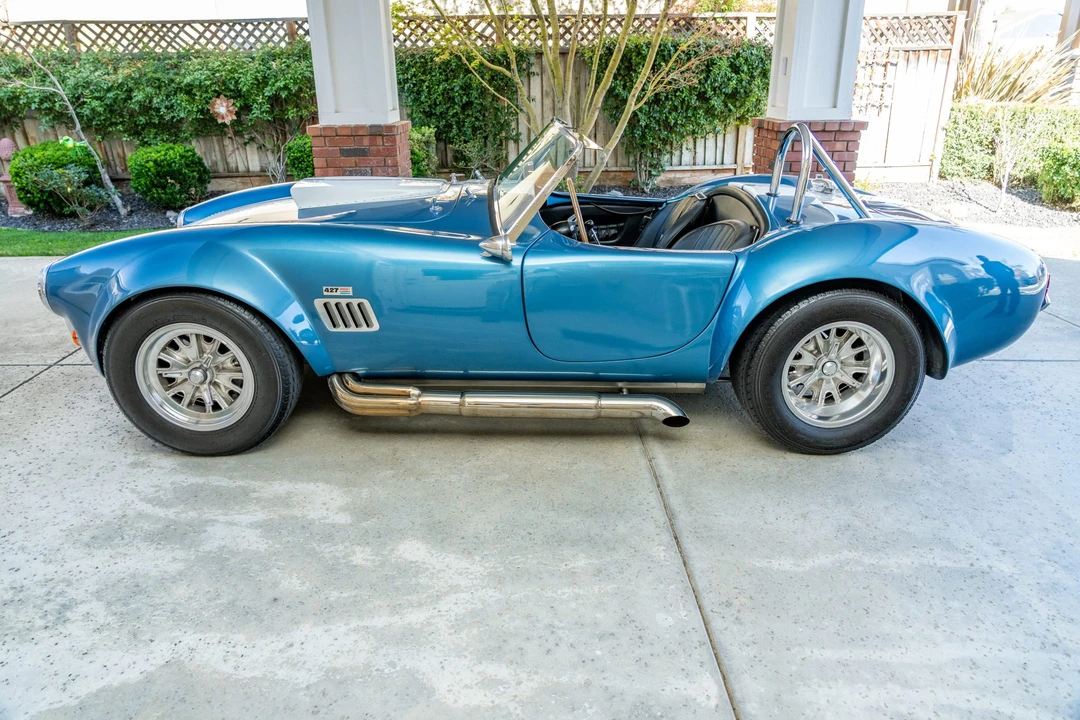 Shelby Cobra Replica - Image 5 of 31