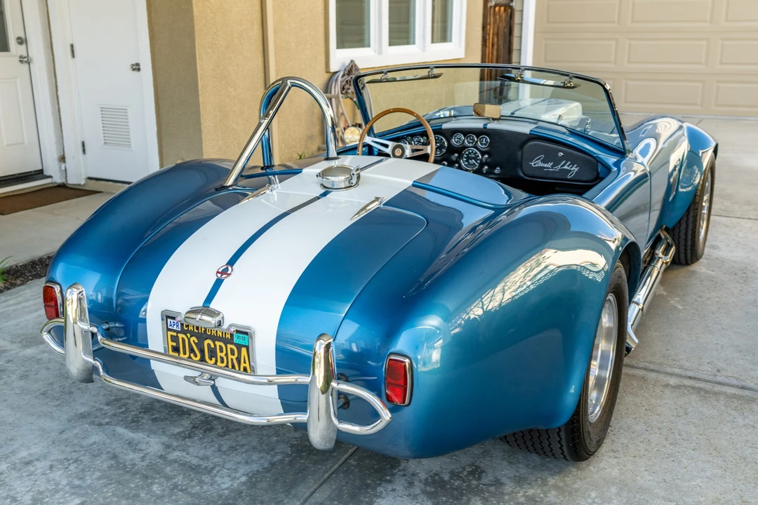 Shelby Cobra Replica - Image 9 of 31