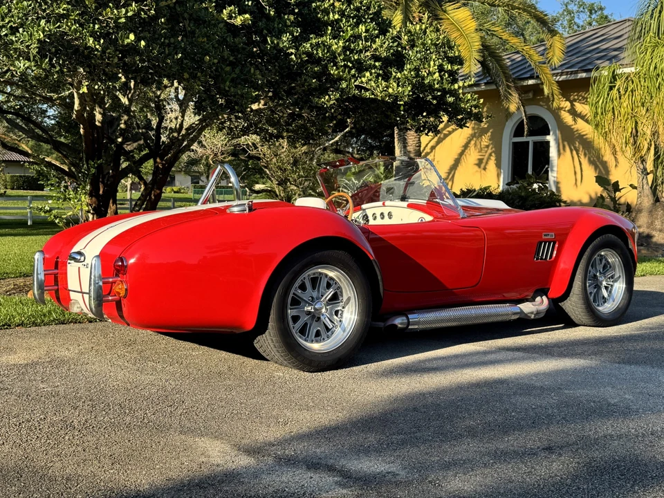 Shelby Cobra Replica - Image 8 of 31