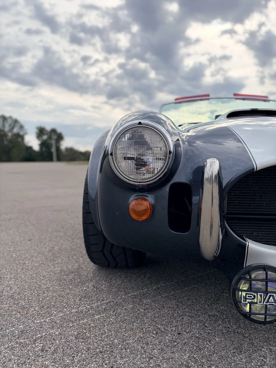 Shelby Cobra Replica - Image 29 of 31