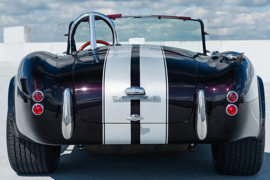 Shelby Cobra Replica - Image 4 of 31