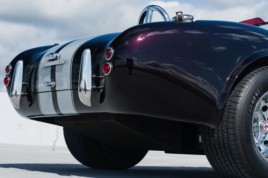 Shelby Cobra Replica - Image 16 of 31