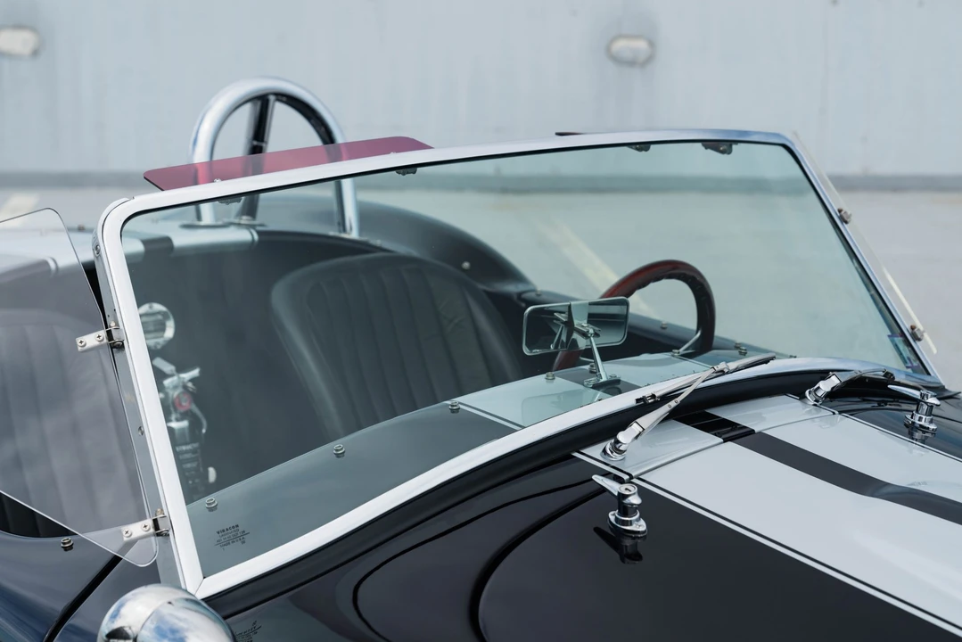 Shelby Cobra Replica - Image 31 of 31