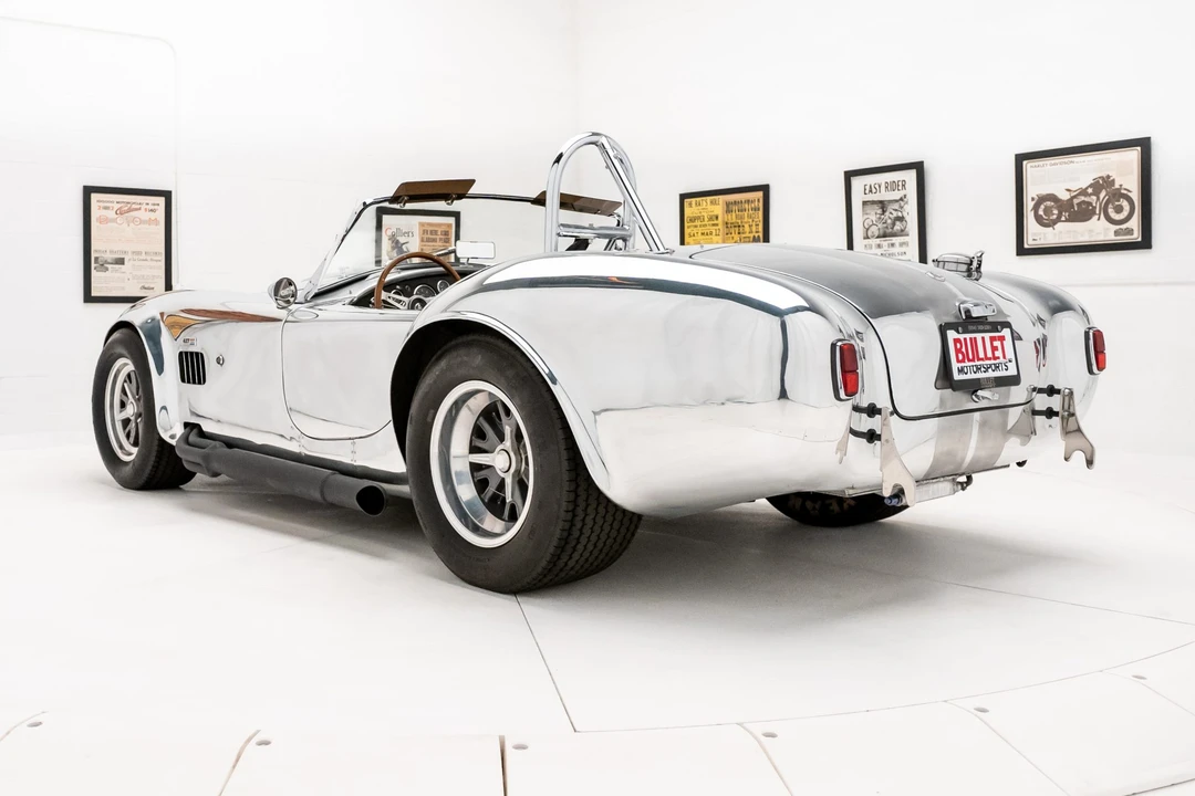 Shelby Cobra Replica - Image 15 of 31