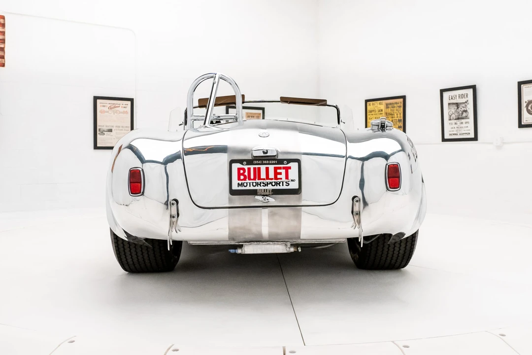Shelby Cobra Replica - Image 17 of 31