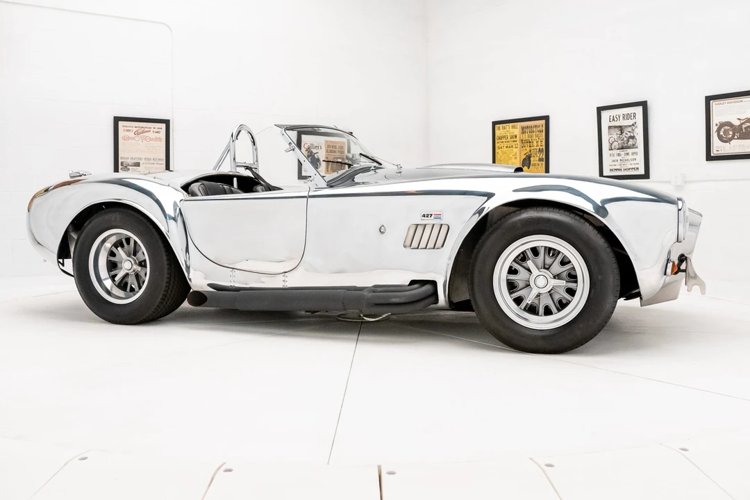 Shelby Cobra Replica - Image 22 of 31