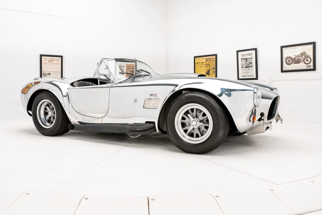 Shelby Cobra Replica - Image 23 of 31