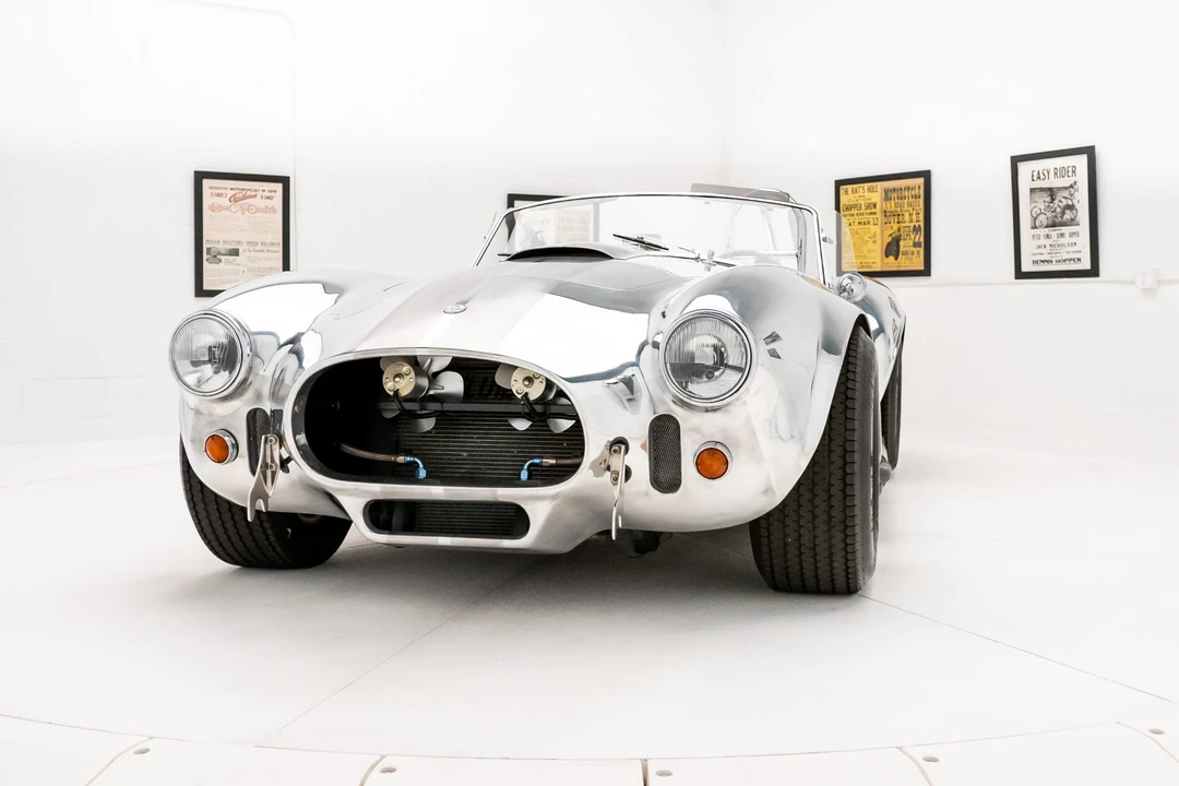Shelby Cobra Replica - Image 3 of 31