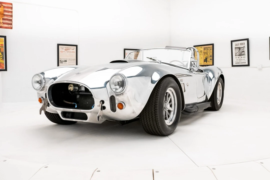 Shelby Cobra Replica - Image 6 of 31