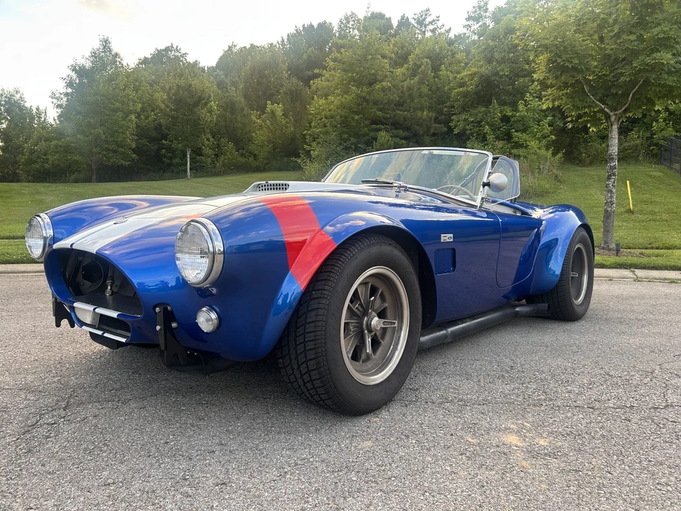 Shelby Cobra Replica - Image 2 of 31