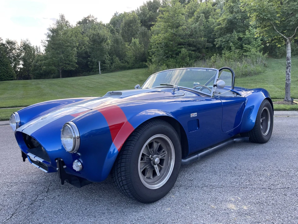 Shelby Cobra Replica - Image 8 of 31