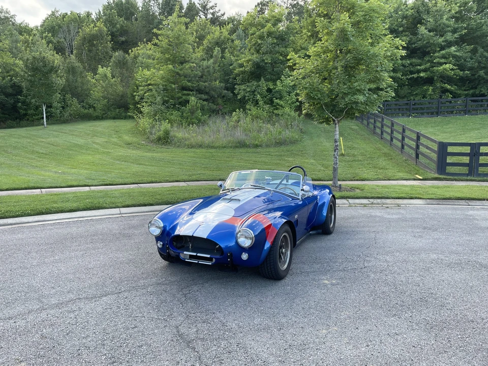 Shelby Cobra Replica - Image 17 of 31