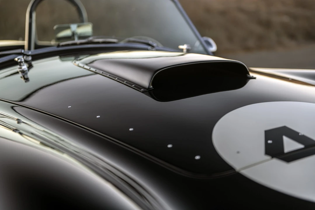 Shelby Cobra Replica - Image 15 of 31
