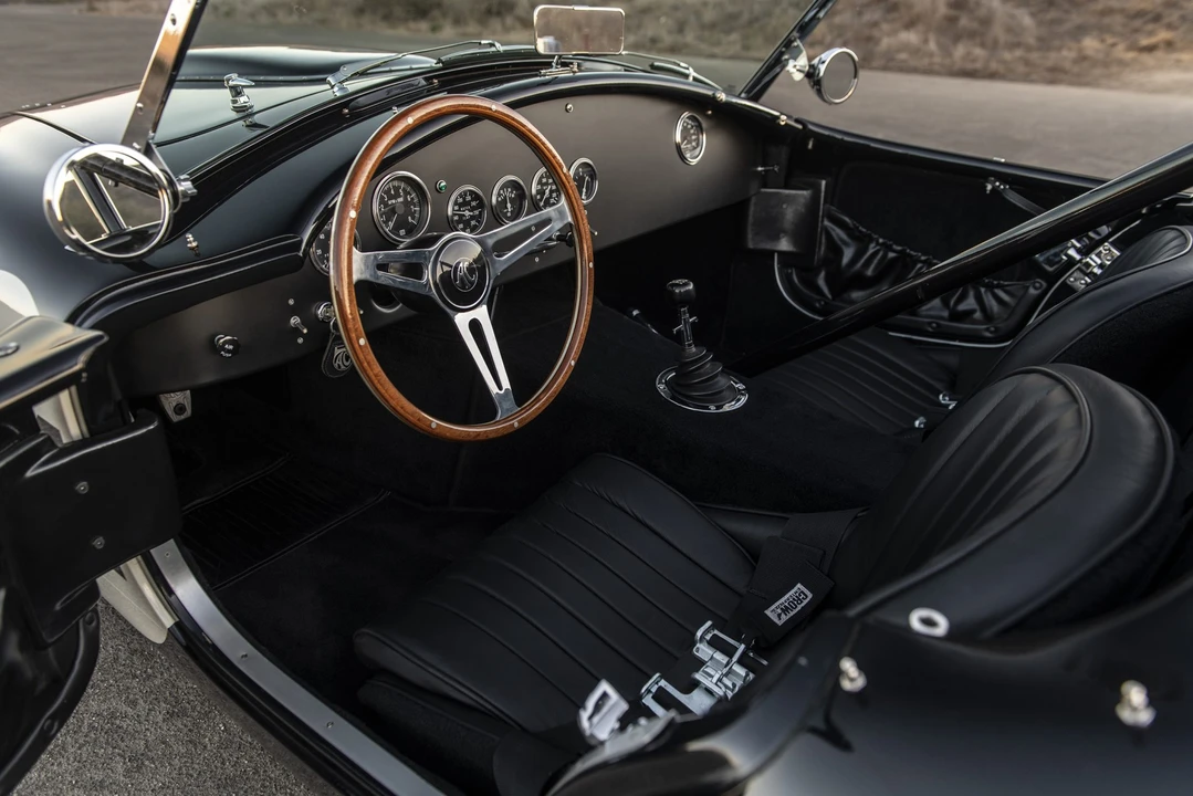 Shelby Cobra Replica - Image 29 of 31