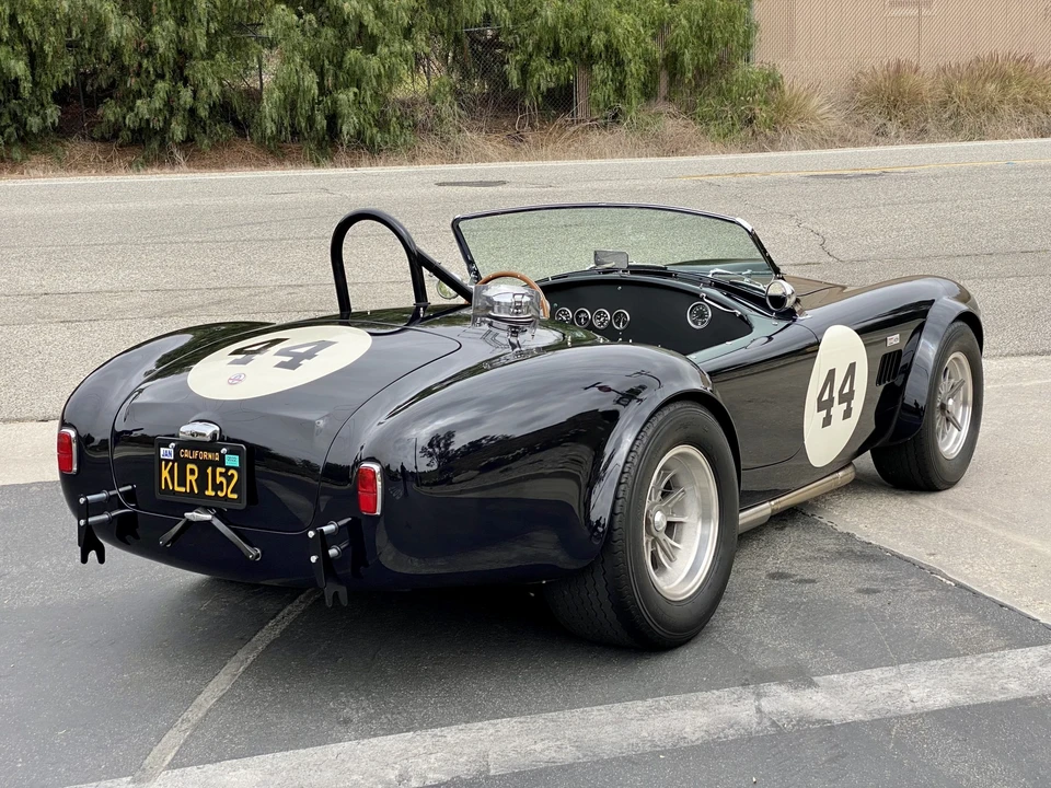 Shelby Cobra Replica - Image 6 of 31