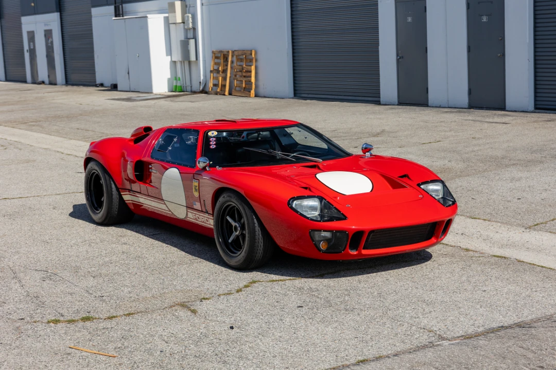 Ford GT40 - Image 14 of 31