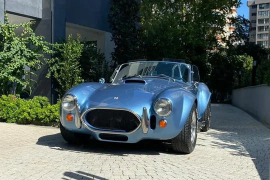 Shelby Cobra Replica Everett-Morrison Roadster