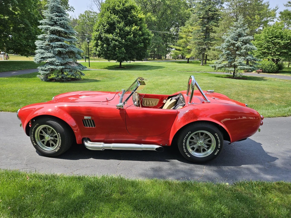 Shelby Cobra Replica - Image 6 of 31