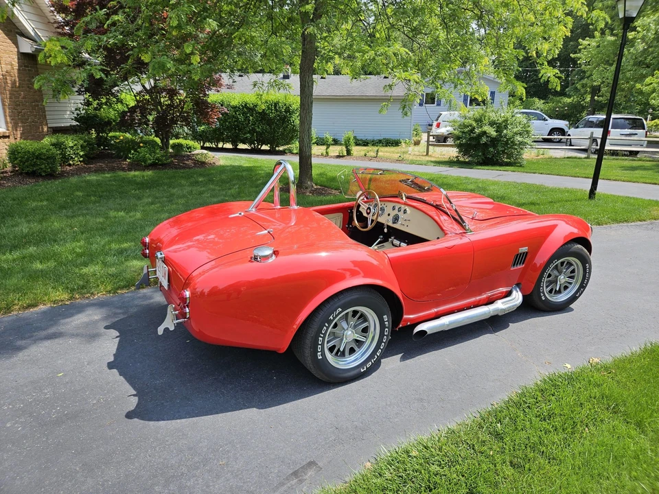 Shelby Cobra Replica - Image 8 of 31