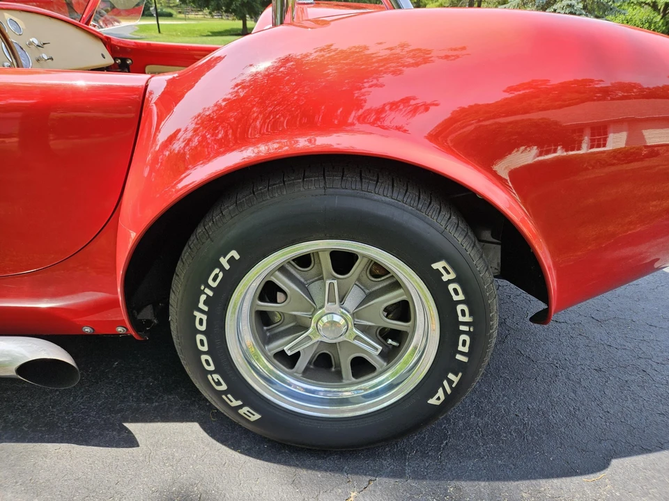 Shelby Cobra Replica - Image 18 of 31