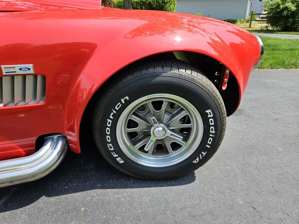 Shelby Cobra Replica - Image 26 of 31