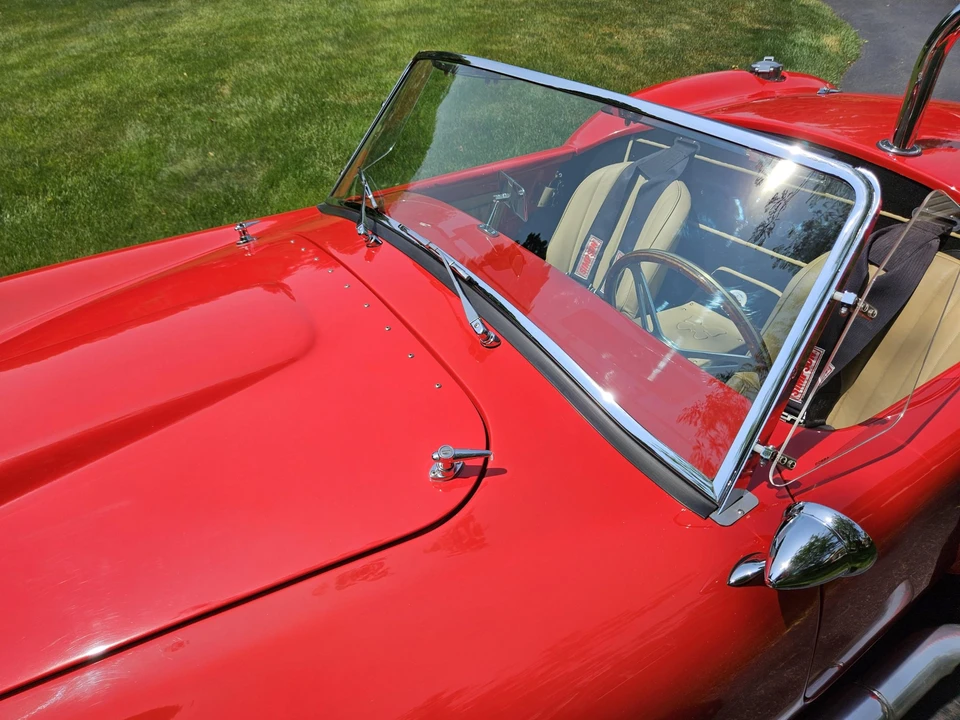 Shelby Cobra Replica - Image 15 of 31