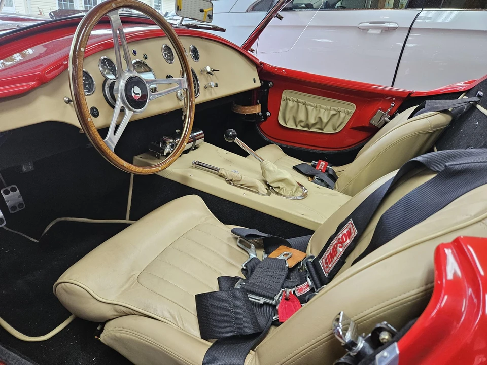 Shelby Cobra Replica - Image 30 of 31