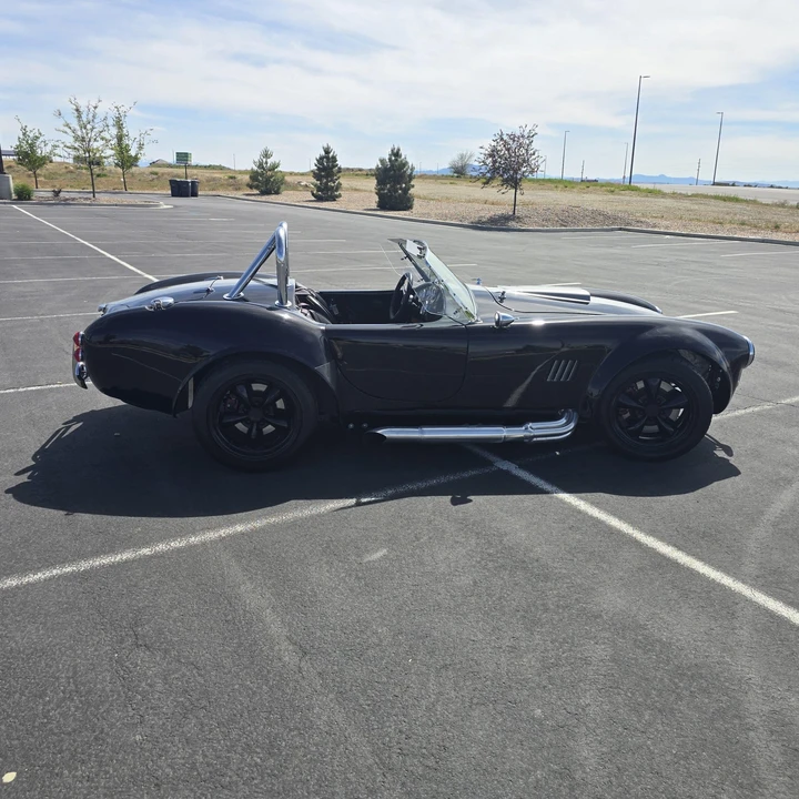 Shelby Cobra Replica - Image 6 of 31