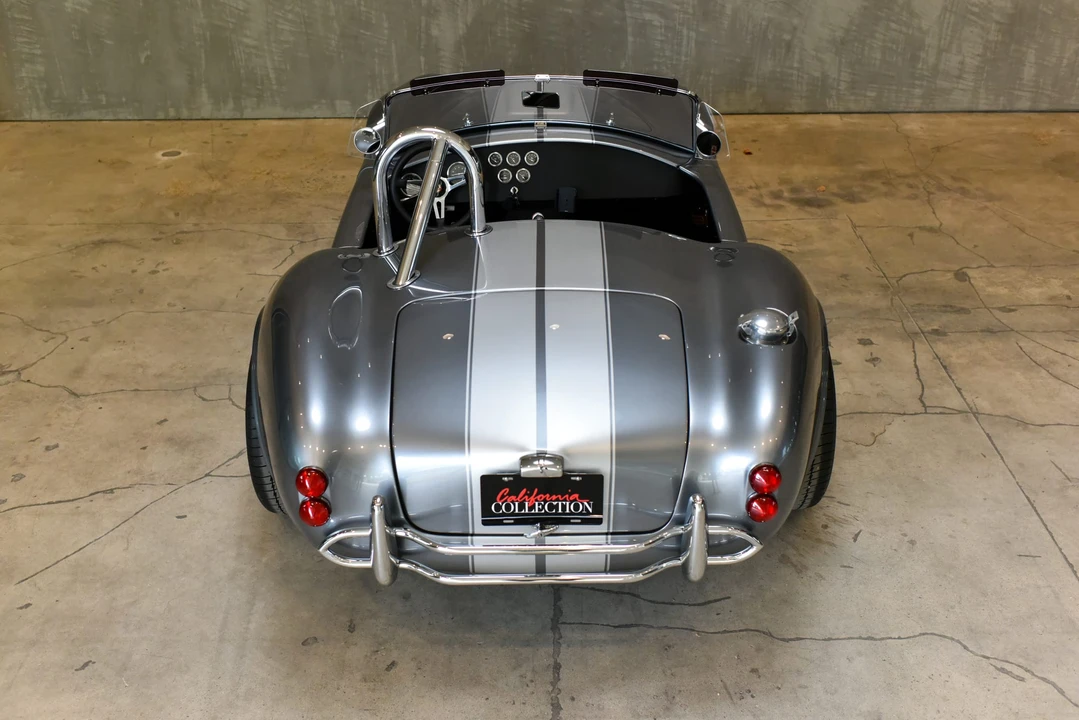 Shelby Cobra Replica - Image 23 of 31