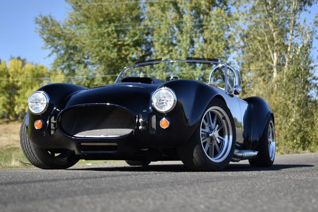 Shelby Cobra Replica - Image 5 of 31
