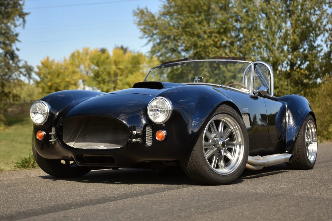 Shelby Cobra Replica - Image 3 of 31