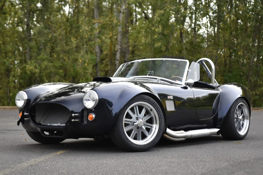 Shelby Cobra Replica - Image 9 of 31
