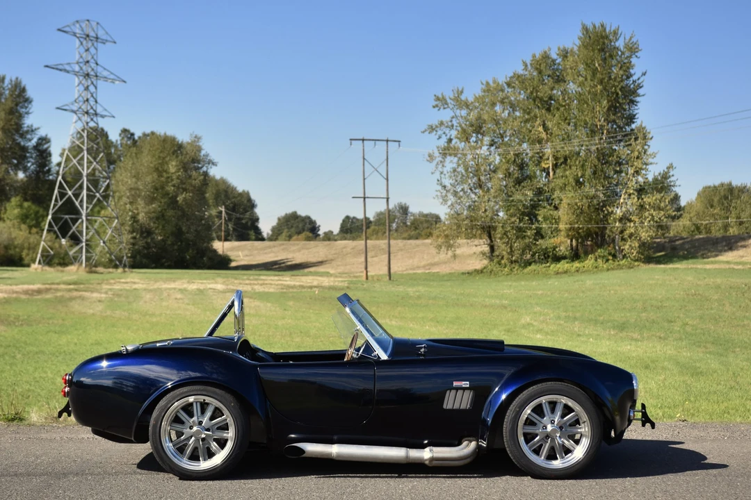 Shelby Cobra Replica - Image 24 of 31