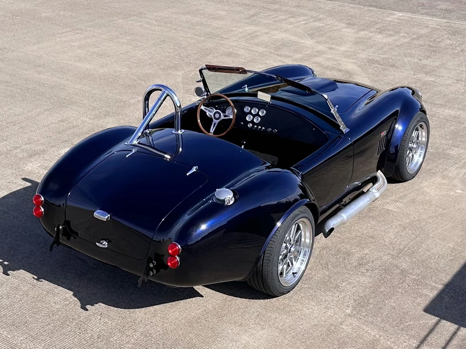 Shelby Cobra Replica - Image 21 of 31