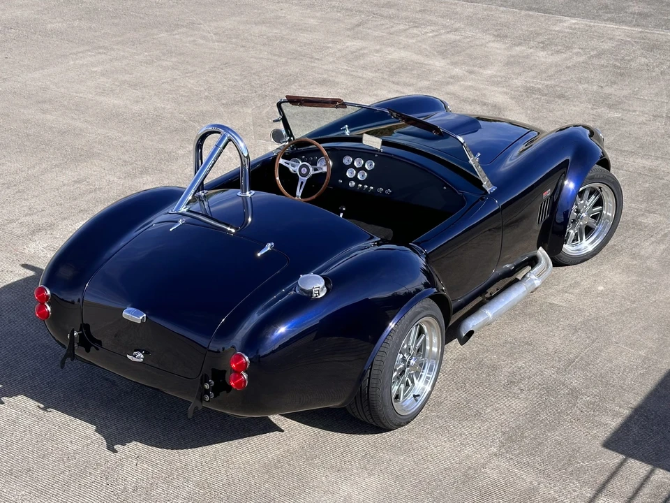 Shelby Cobra Replica - Image 22 of 31