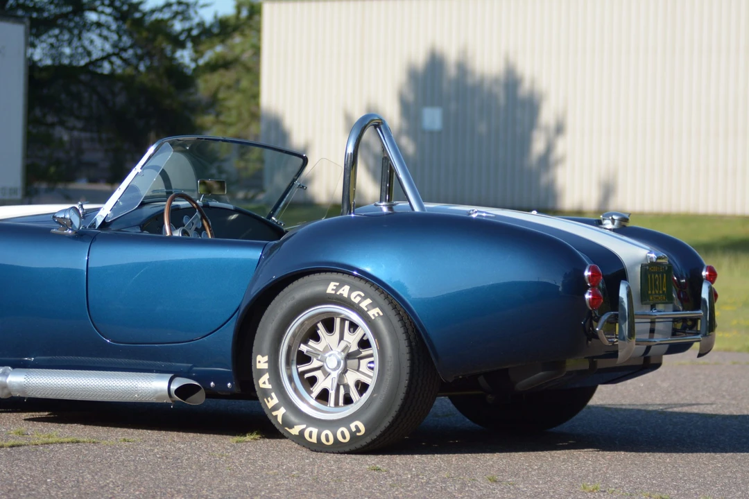 Shelby Cobra Replica - Image 31 of 31
