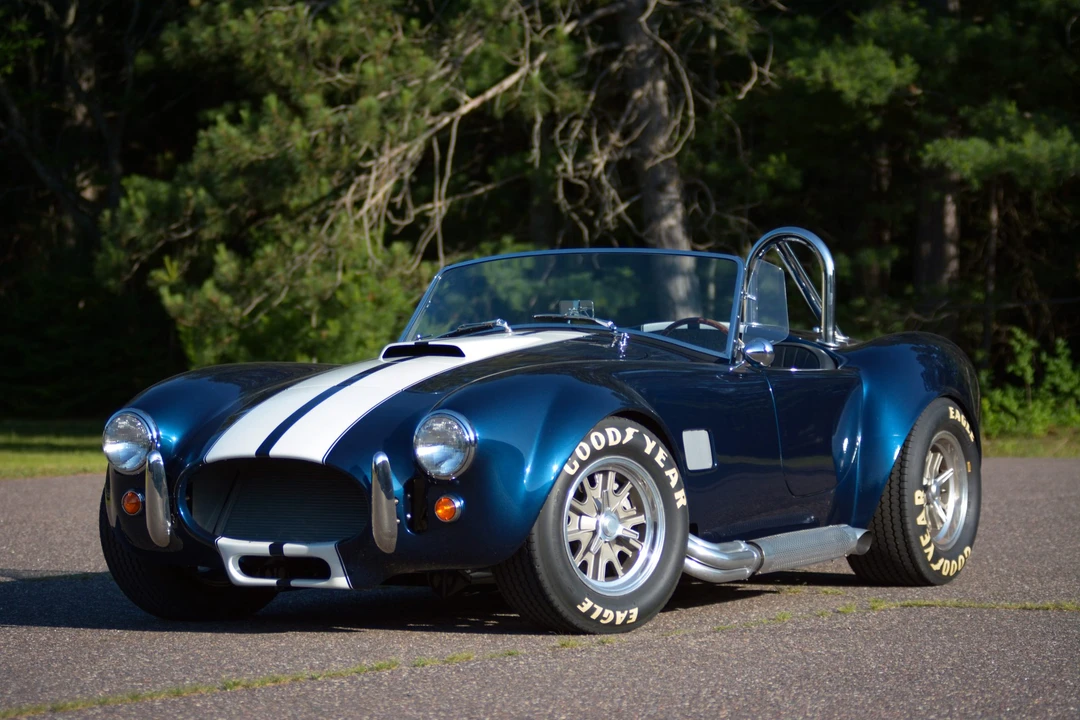 Shelby Cobra Replica - Image 4 of 31