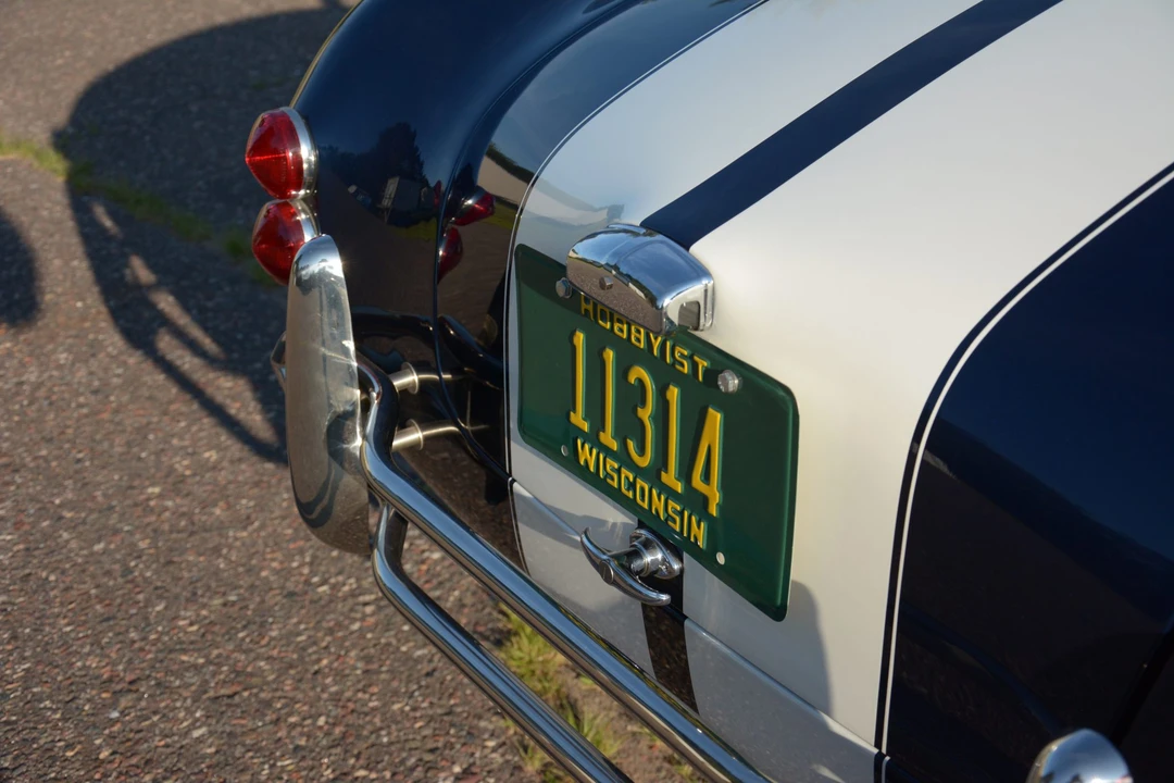 Shelby Cobra Replica - Image 30 of 31