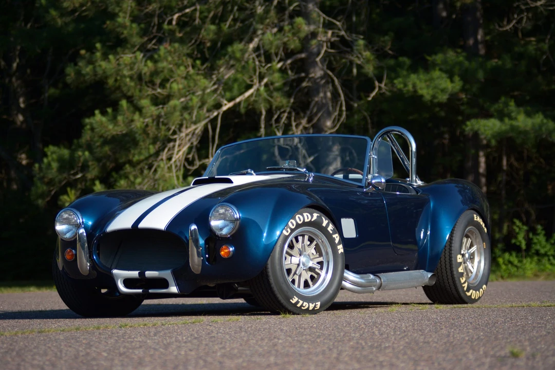 Shelby Cobra Replica - Image 3 of 31