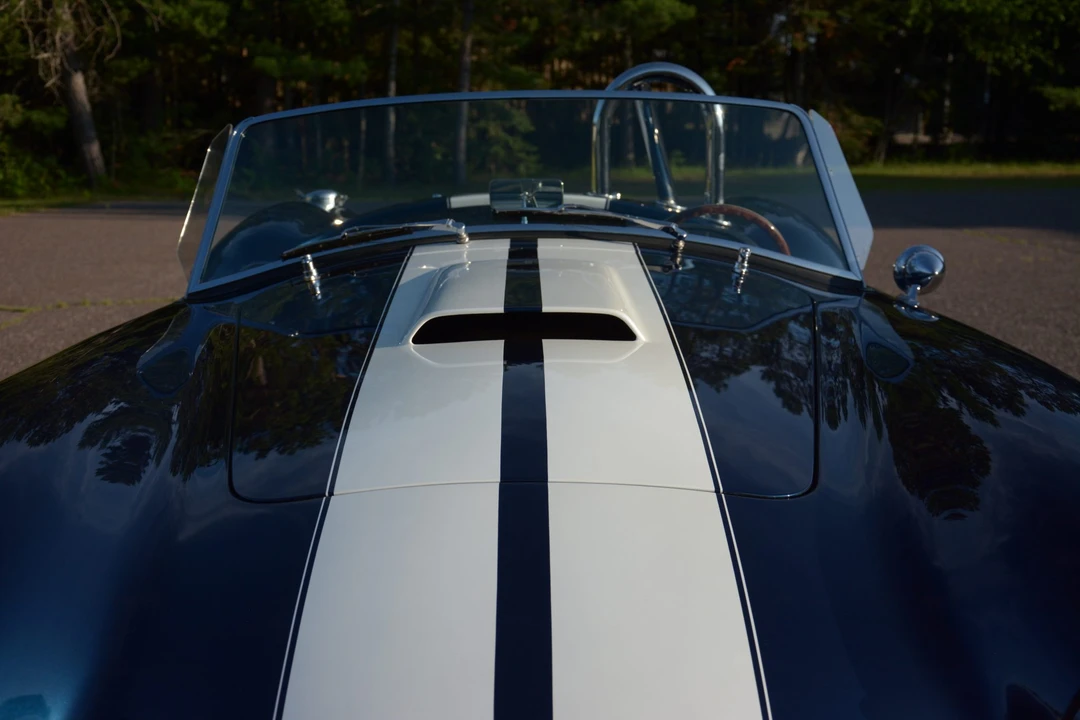 Shelby Cobra Replica - Image 23 of 31