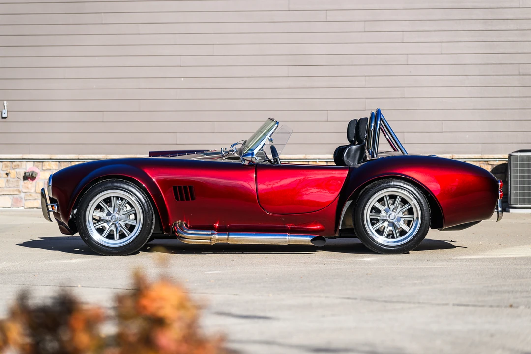 Factory Five Roadster - Image 7 of 31