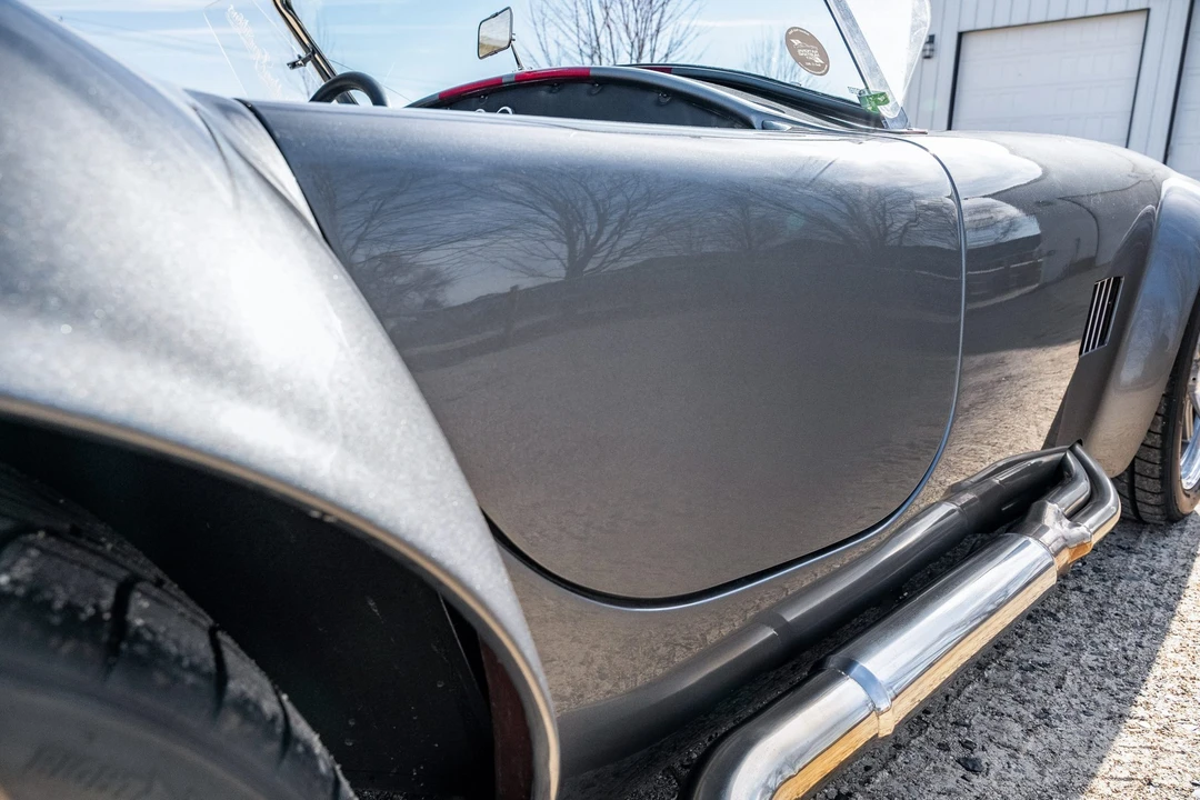 Shelby Cobra Replica - Image 15 of 31